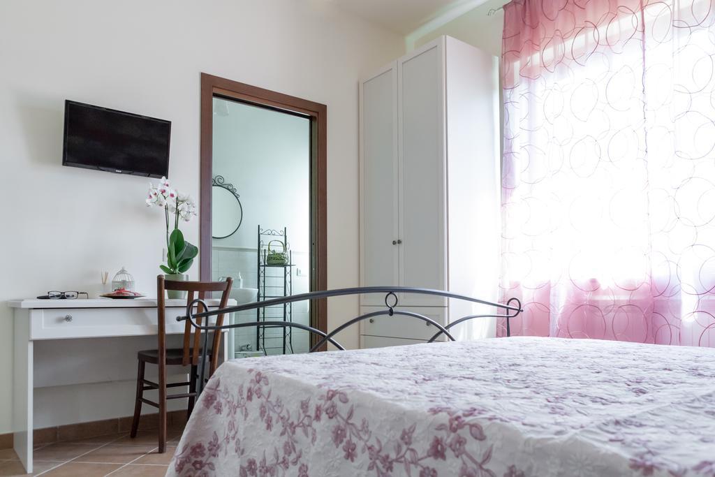 Dolce Sosta Hotel Lucca Phòng bức ảnh